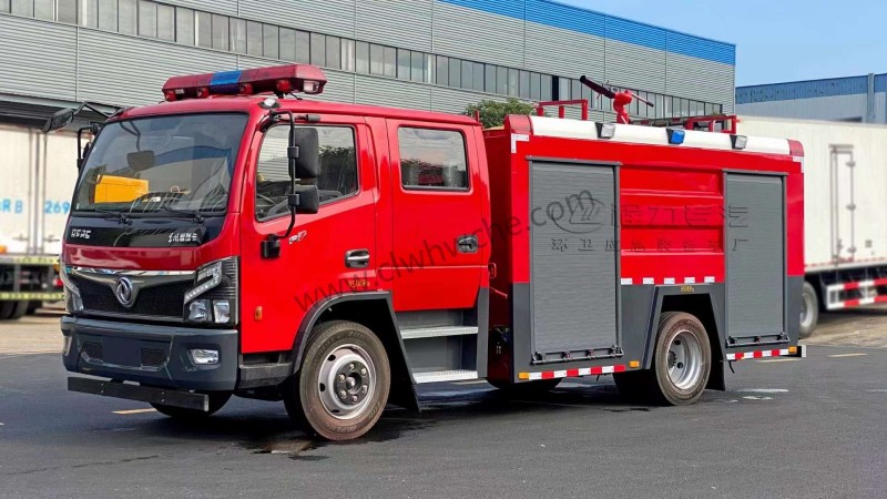 東風(fēng)5噸水罐消防車(chē)