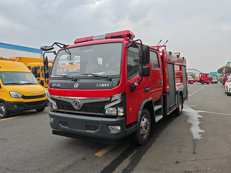 （國(guó)六）東風(fēng)大福瑞卡5噸水罐消防車
