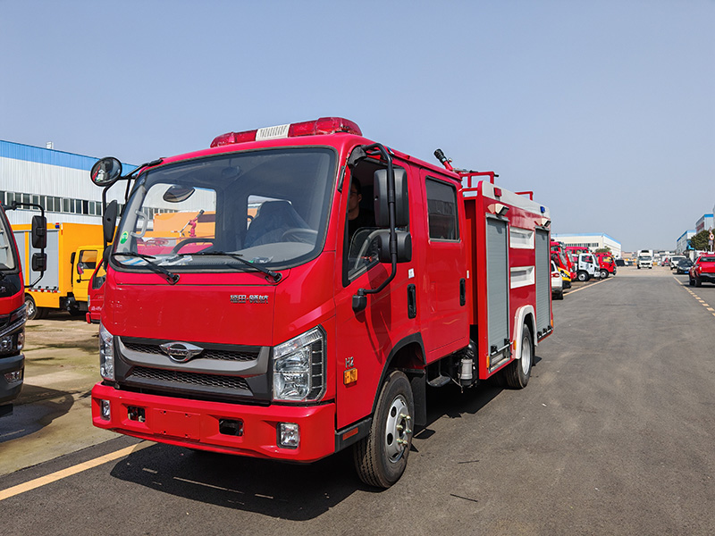 福田牌  國(guó)六2.5噸 水罐消防車